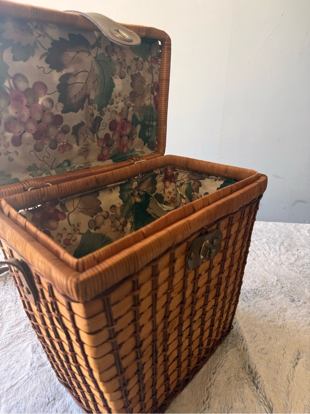 Picnic basket - Picture 4 of 5